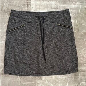 athleta Metro Heathered Gray Casual Women's Skirt/Skort - Size M